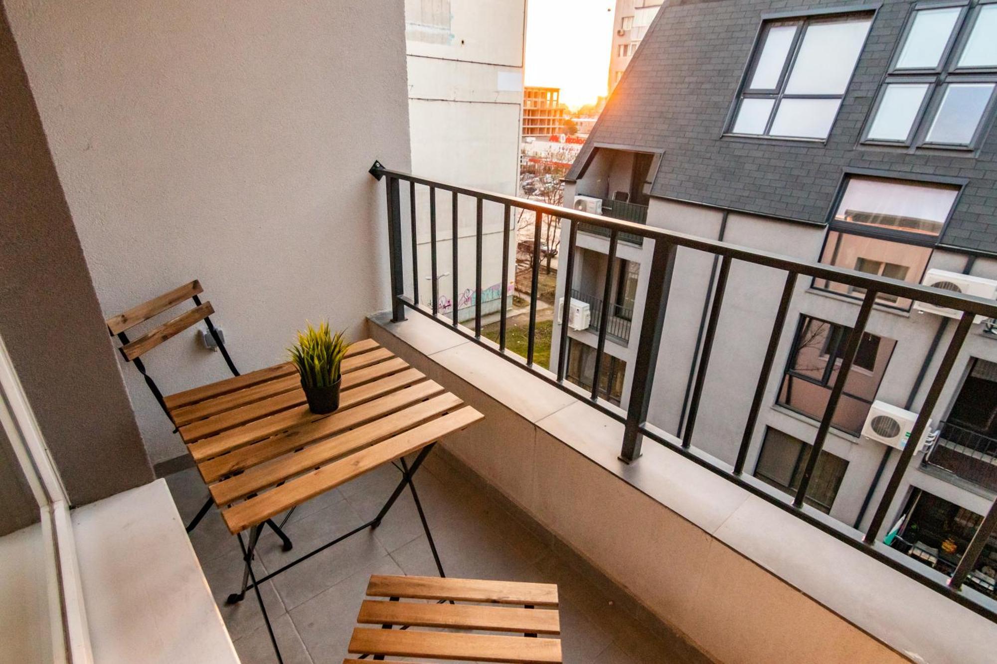 וארנה New Modern & Cozy Apartment With Free Private Parking And Ev Charging Station מראה חיצוני תמונה